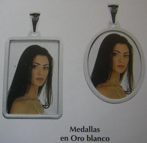 medalla oro blanco foto color
